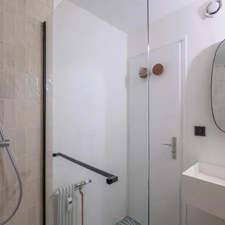 아파트 Apartment Of Charm With Terrace In Chamonix
