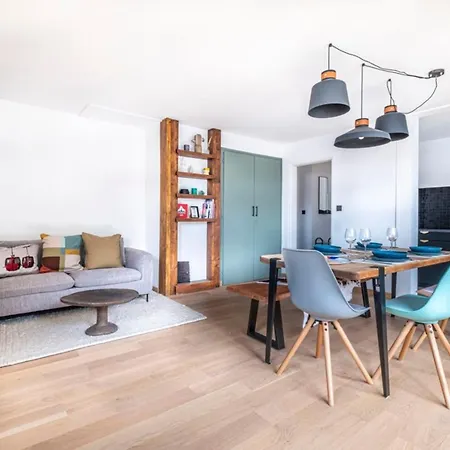 아파트 Apartment Of Charm With Terrace In Chamonix *